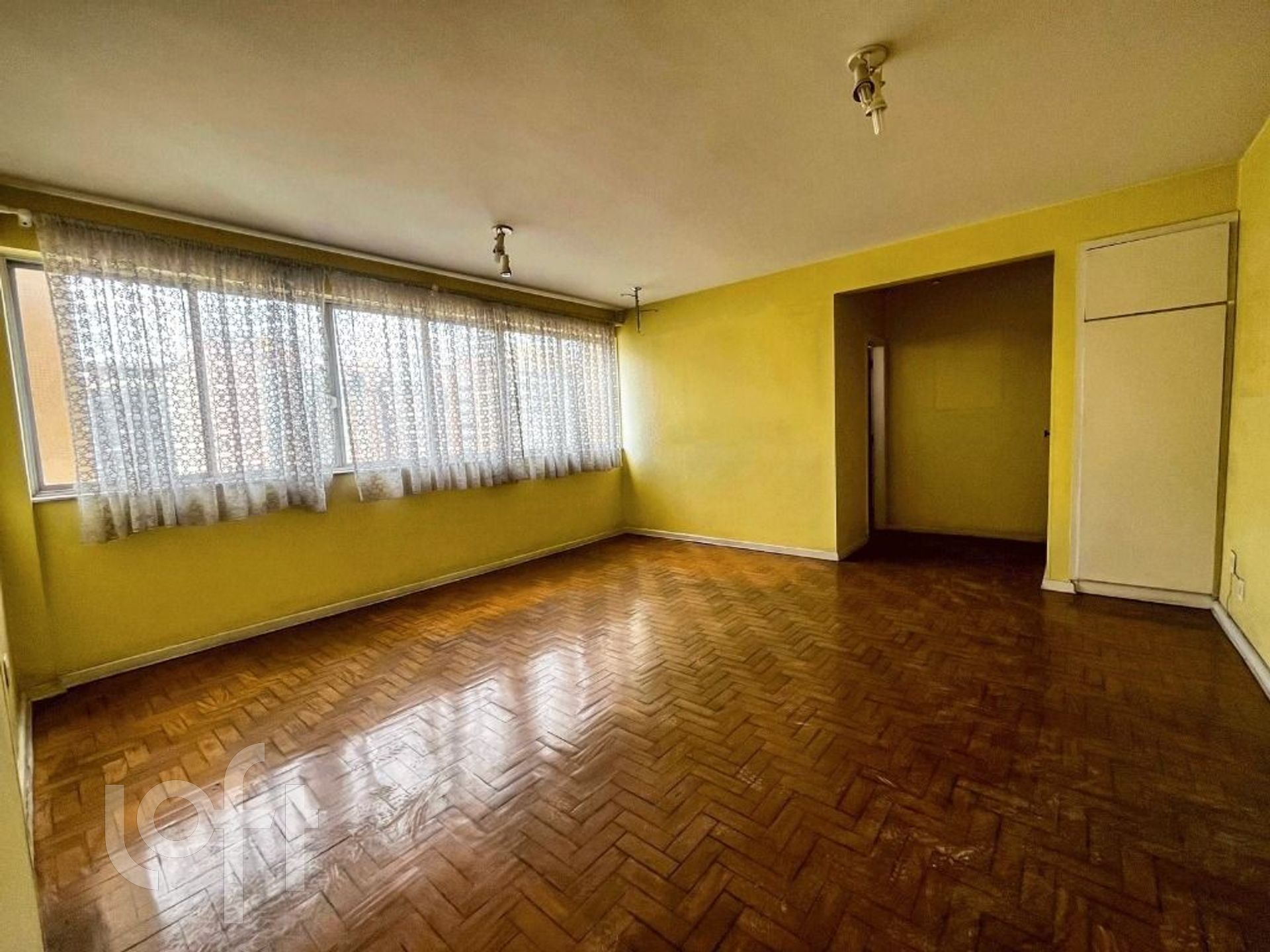 Apartamento à venda com 2 quartos, 115m² - Foto 1