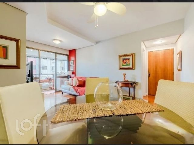 Apartamento com 105m², 3 dormitórios, 1 suíte, 1 vaga, Menino Deus em Porto Alegre