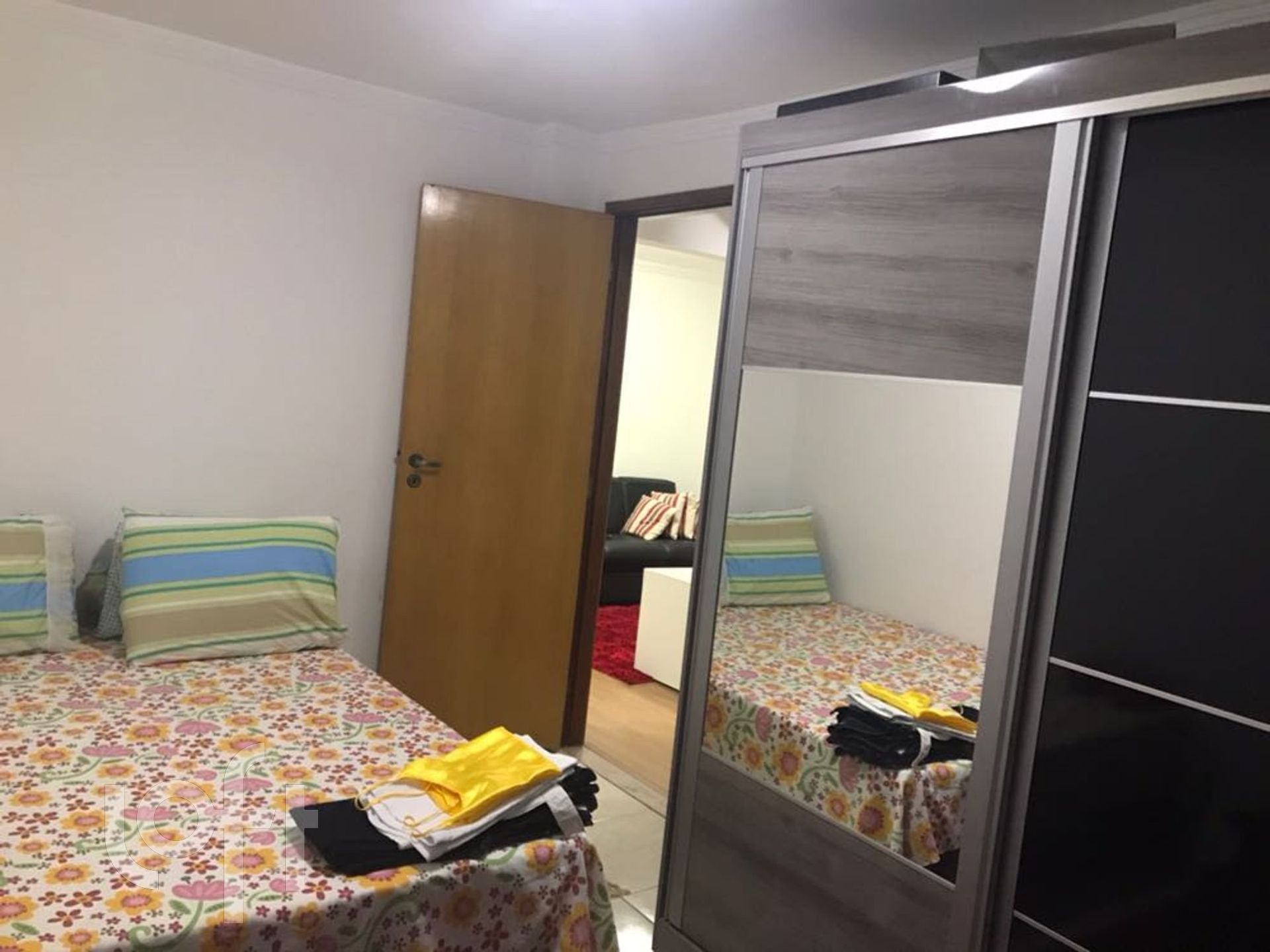 Apartamento à venda com 2 quartos, 63m² - Foto 5