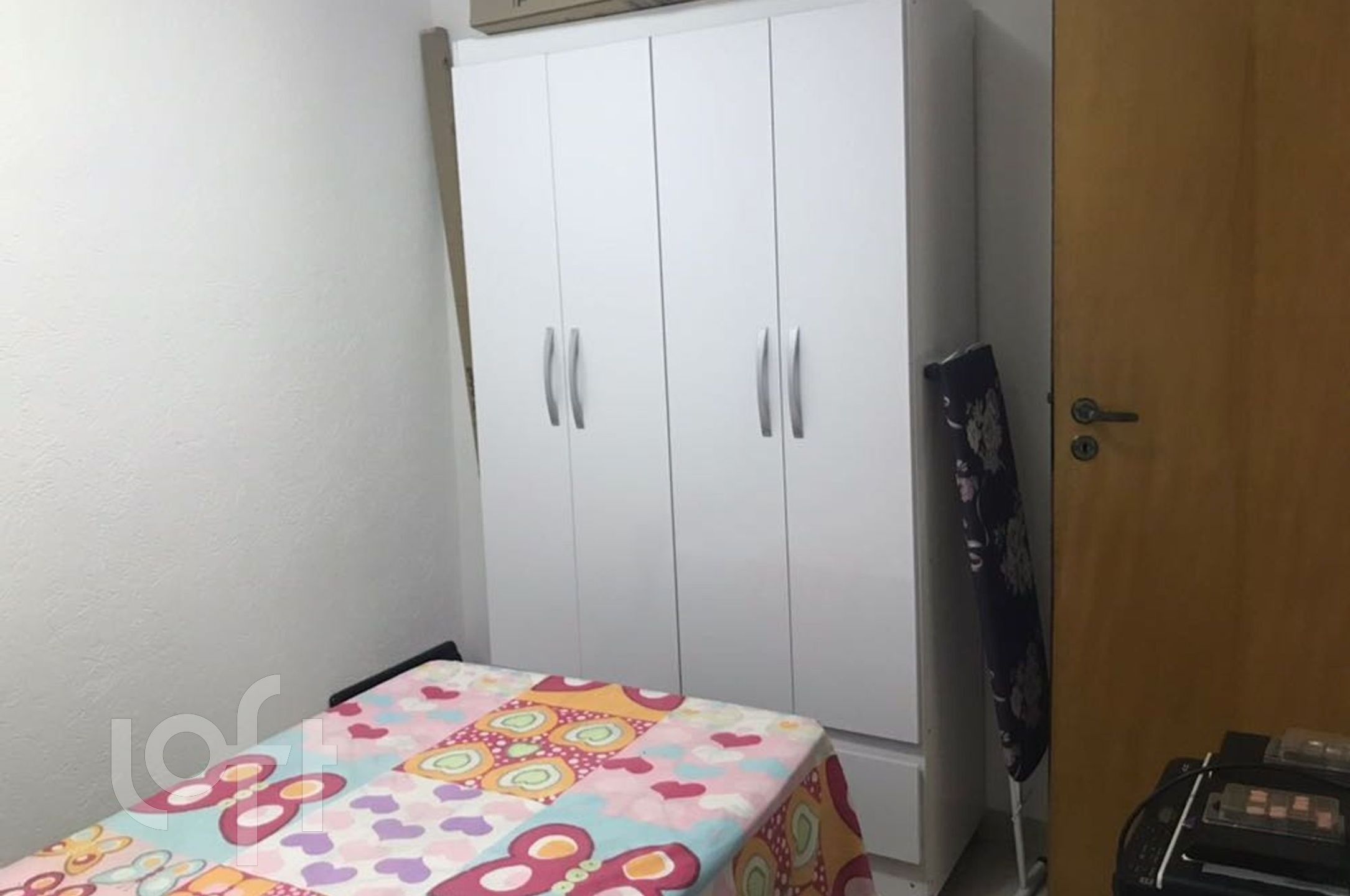 Apartamento à venda com 2 quartos, 63m² - Foto 2