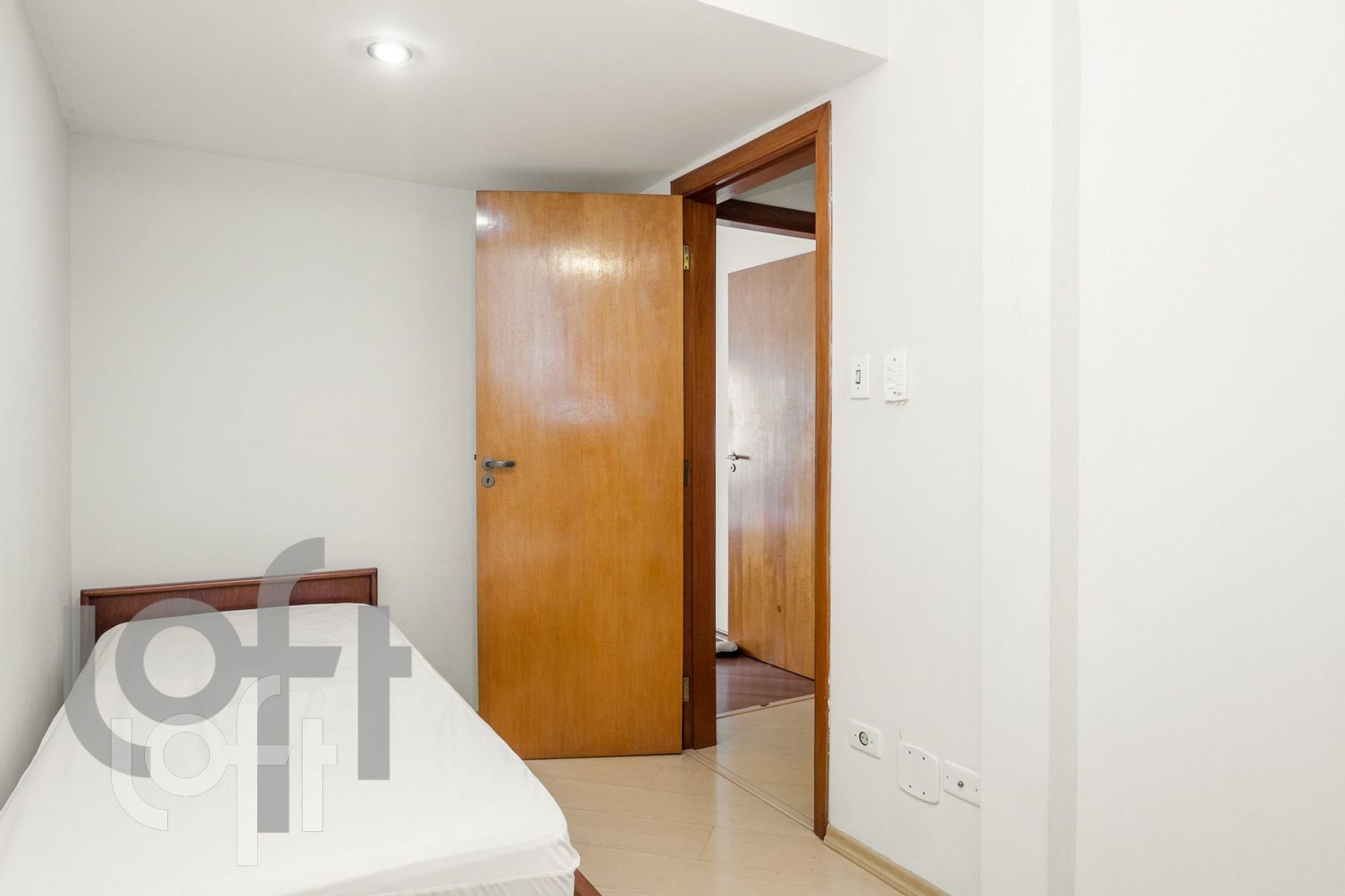 Apartamento à venda com 3 quartos, 105m² - Foto 13