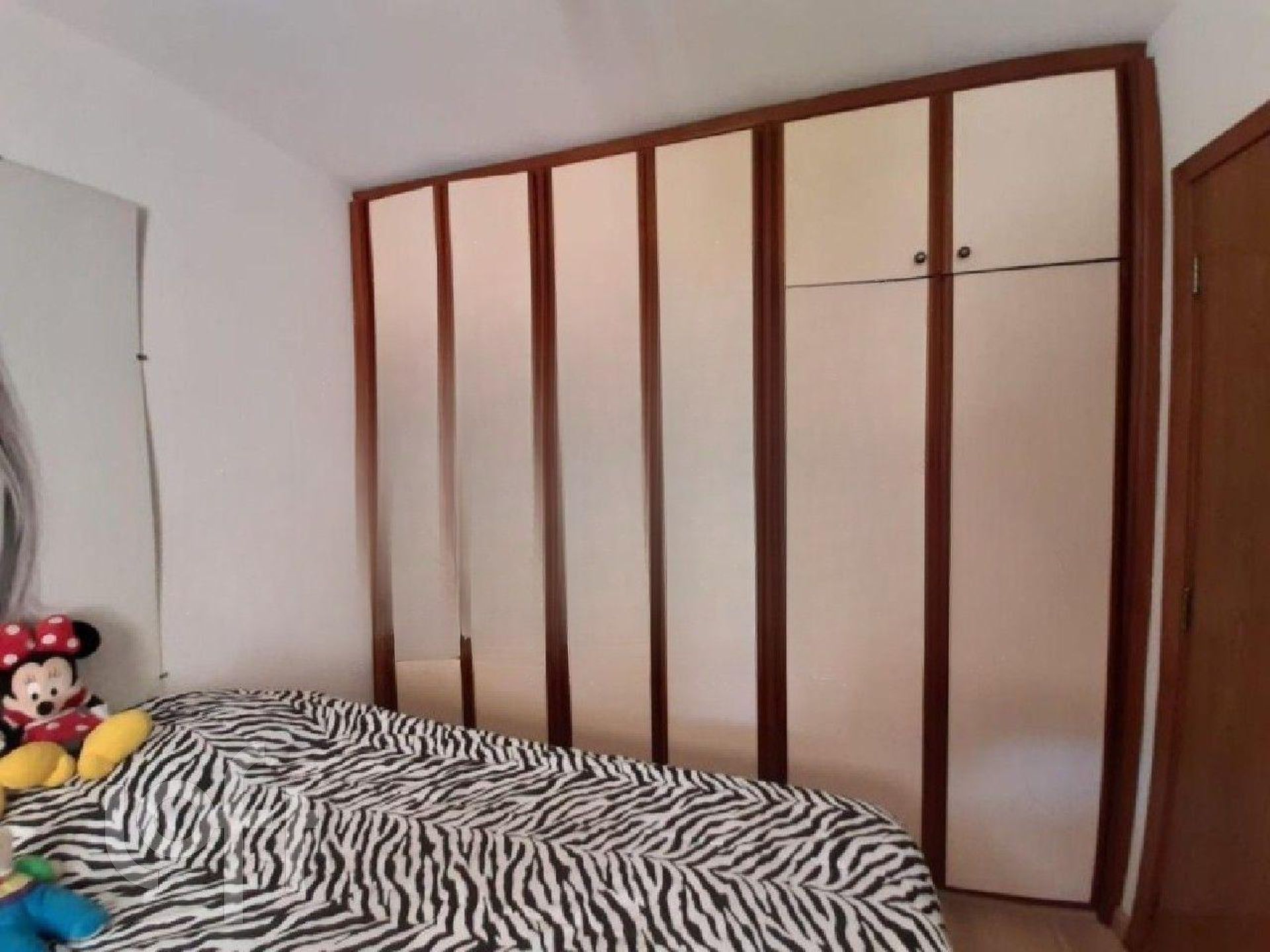 Apartamento à venda com 4 quartos, 157m² - Foto 10