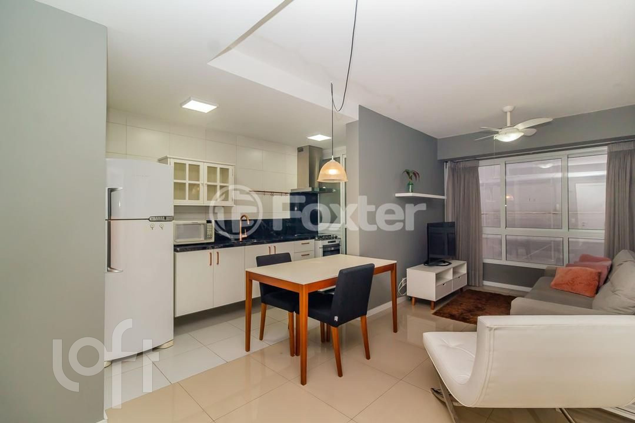 Apartamento com 44m², 1 dormitório, 1 suíte, 1 vaga, Petrópolis em Porto Alegre