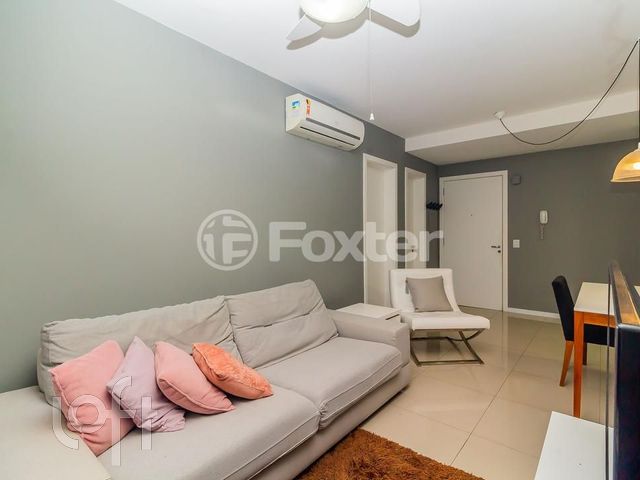 Apartamento com 44m², 1 dormitório, 1 suíte, 1 vaga, Petrópolis em Porto Alegre