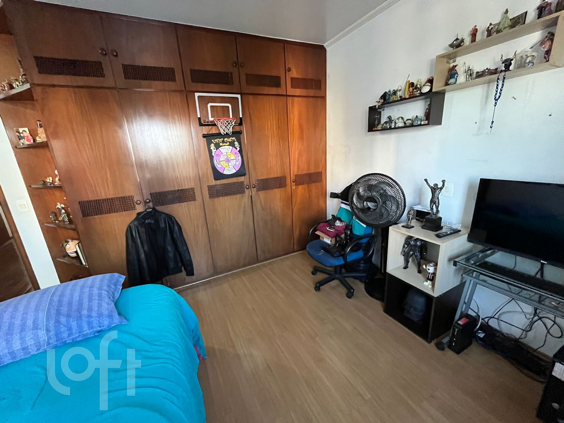 Apartamento à venda com 3 quartos, 210m² - Foto 9