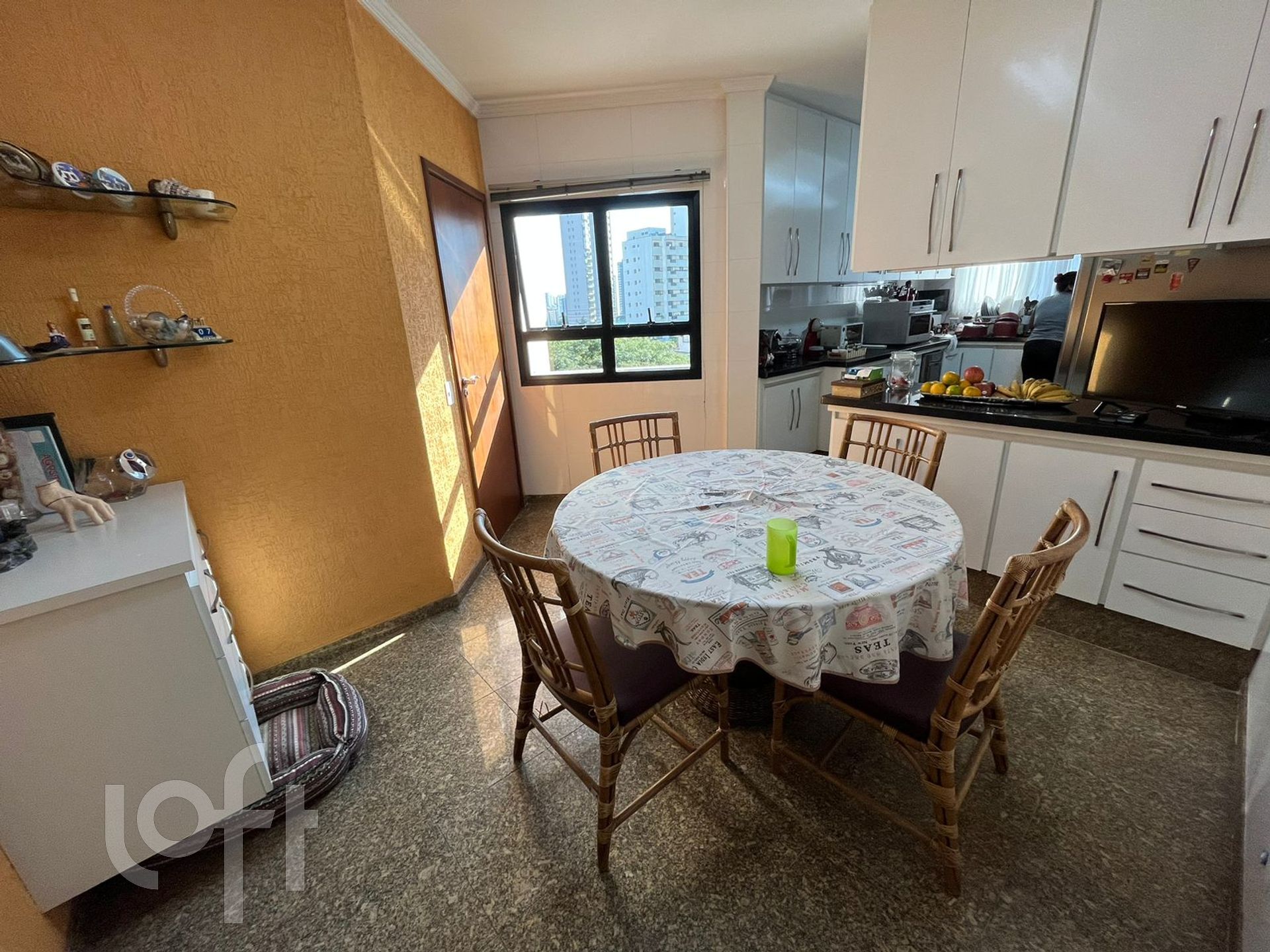 Apartamento à venda com 3 quartos, 210m² - Foto 7