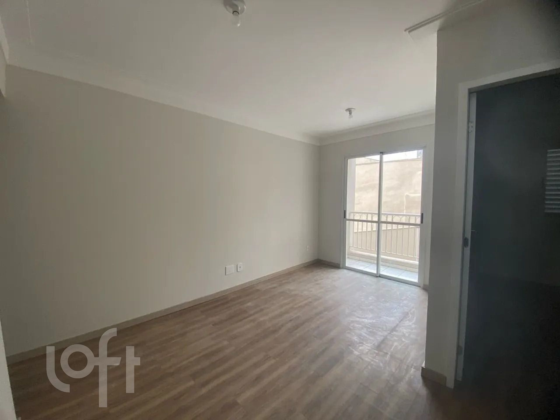 Apartamento à venda com 3 quartos, 57m² - Foto 1