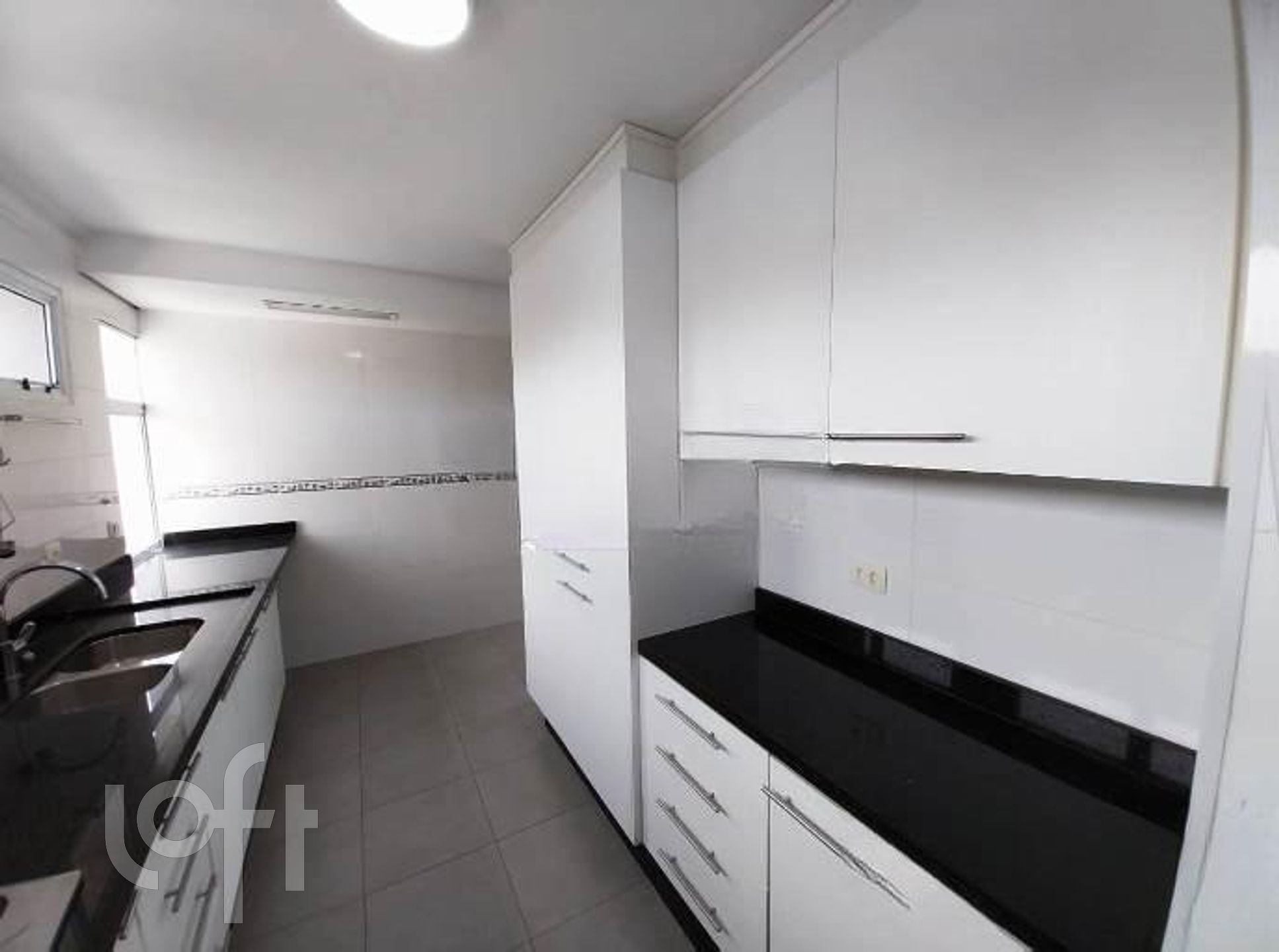 Apartamento à venda com 3 quartos, 140m² - Foto 6