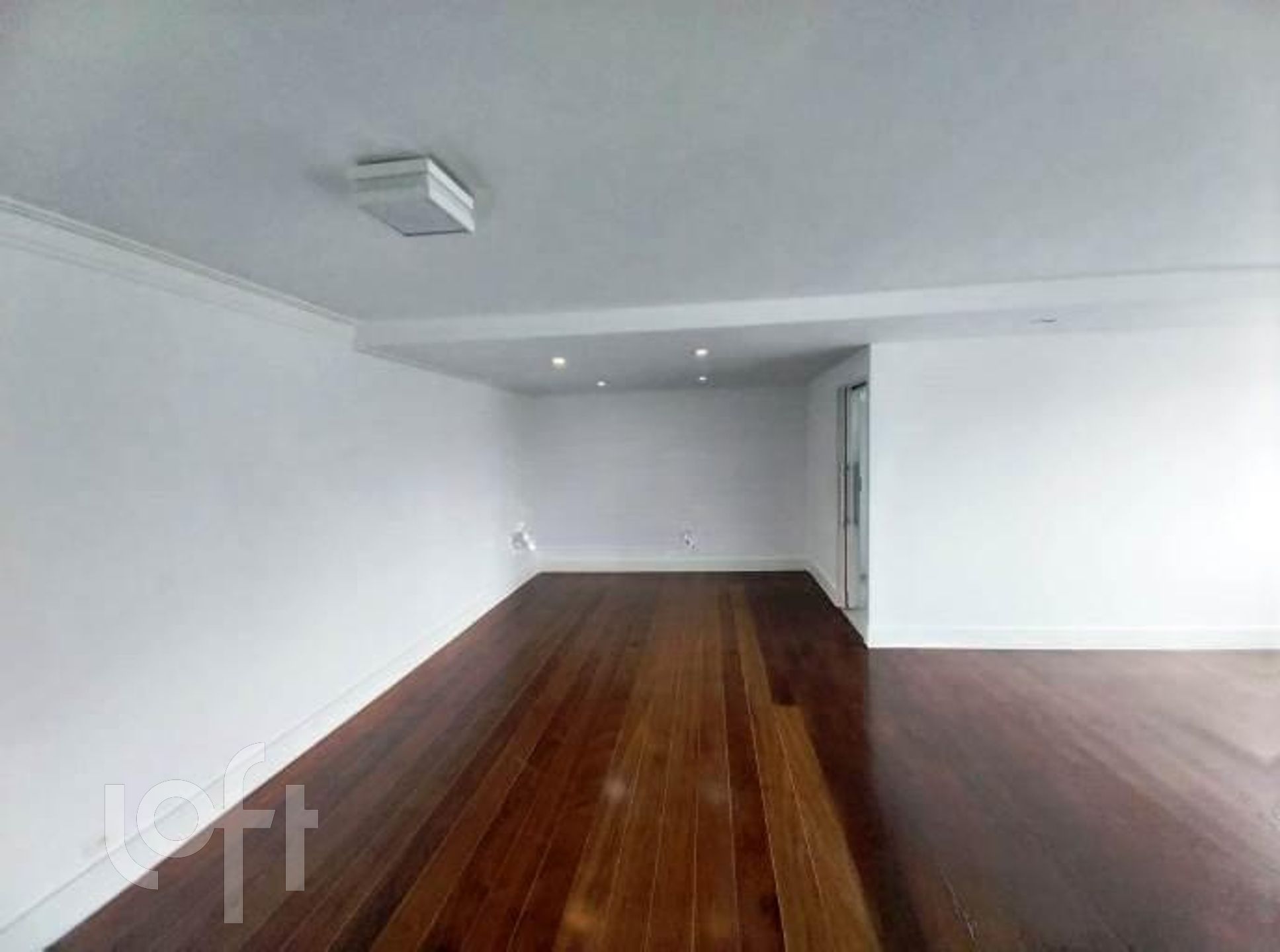 Apartamento à venda com 3 quartos, 140m² - Foto 3