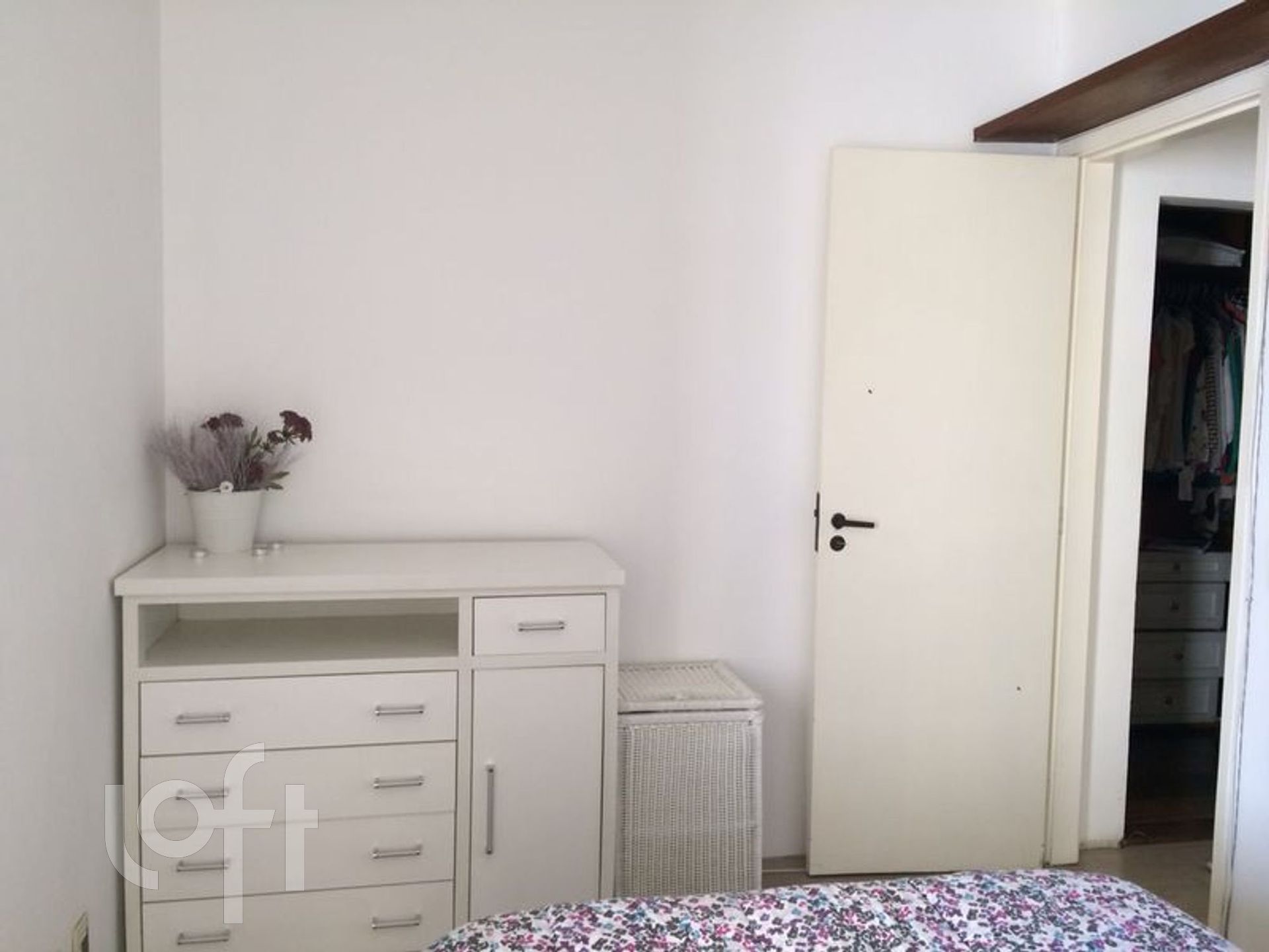 Apartamento à venda com 1 quarto, 50m² - Foto 4