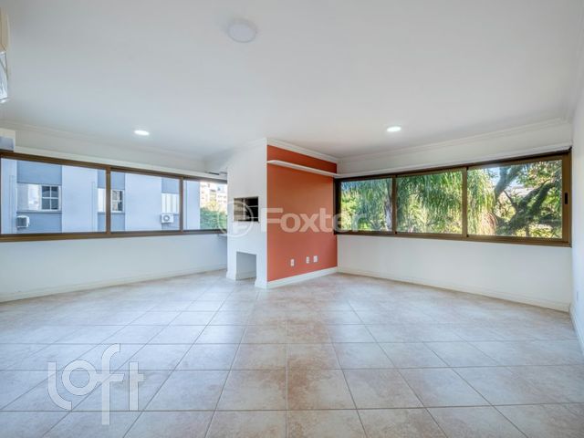 Apartamento com 109m², 3 dormitórios, 1 suíte, 2 vagas, Menino Deus em Porto Alegre