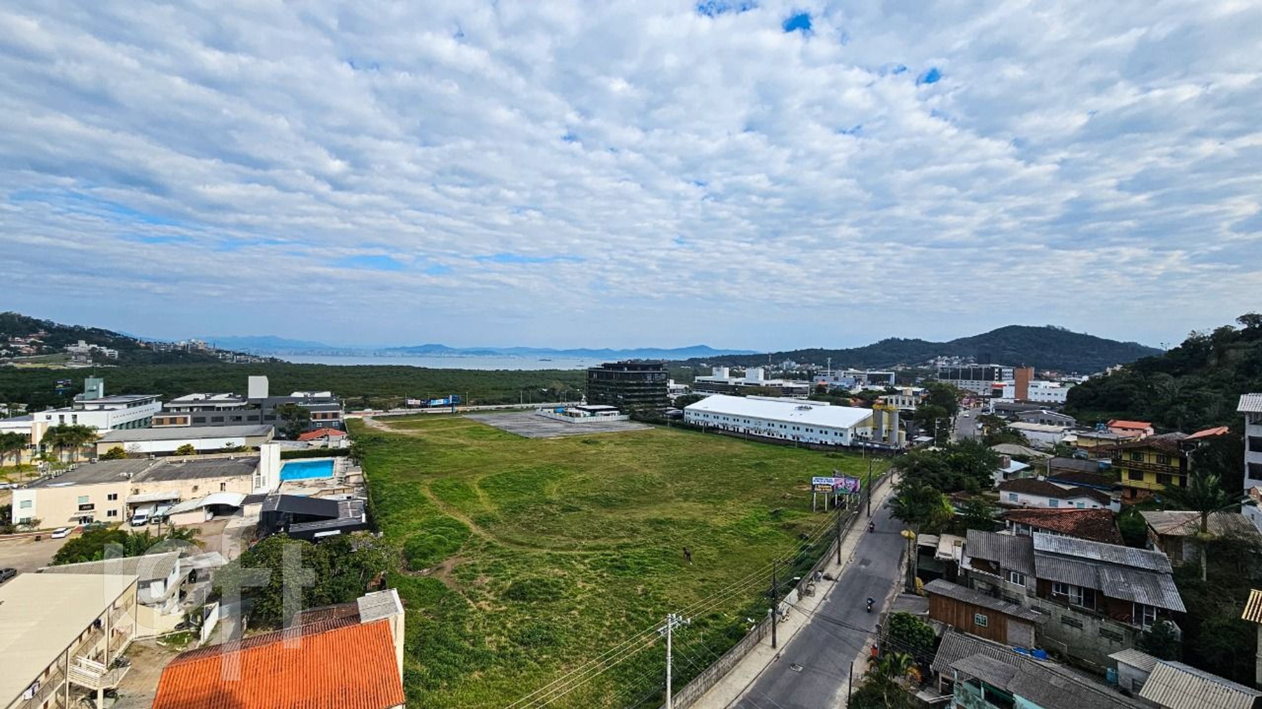 Imagem da propriedade 18