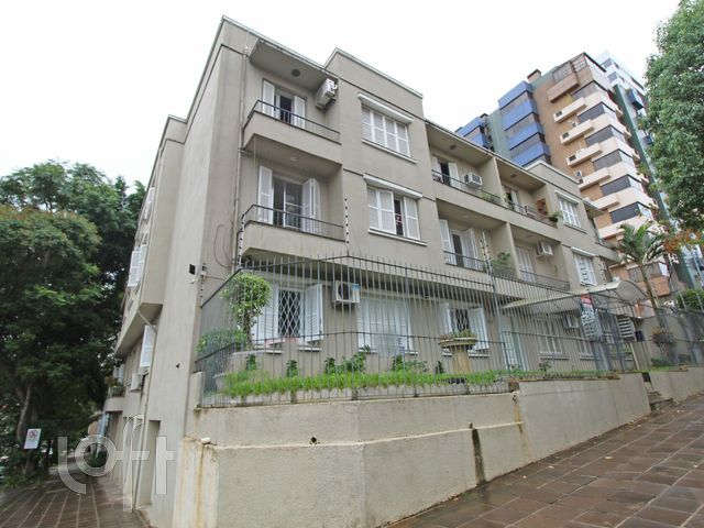 Apartamento com 80m², 2 dormitórios, 1 vaga, Auxiliadora em Porto Alegre