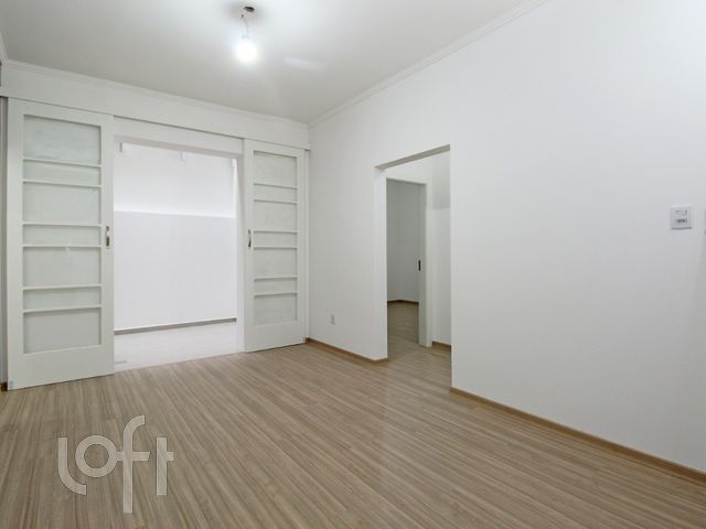 Apartamento com 80m², 2 dormitórios, 1 vaga, Auxiliadora em Porto Alegre