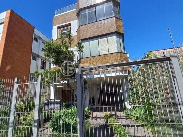 Apartamento com 127m², 3 dormitórios, 1 suíte, 3 vagas, Vila Ipiranga em Porto Alegre