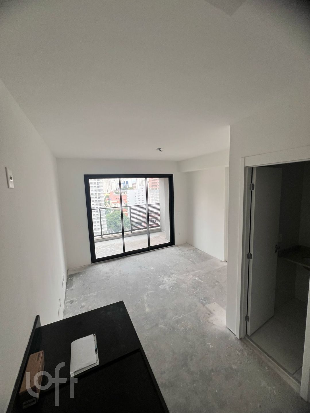 Apartamento à venda com 1 quarto, 27m² - Foto 1