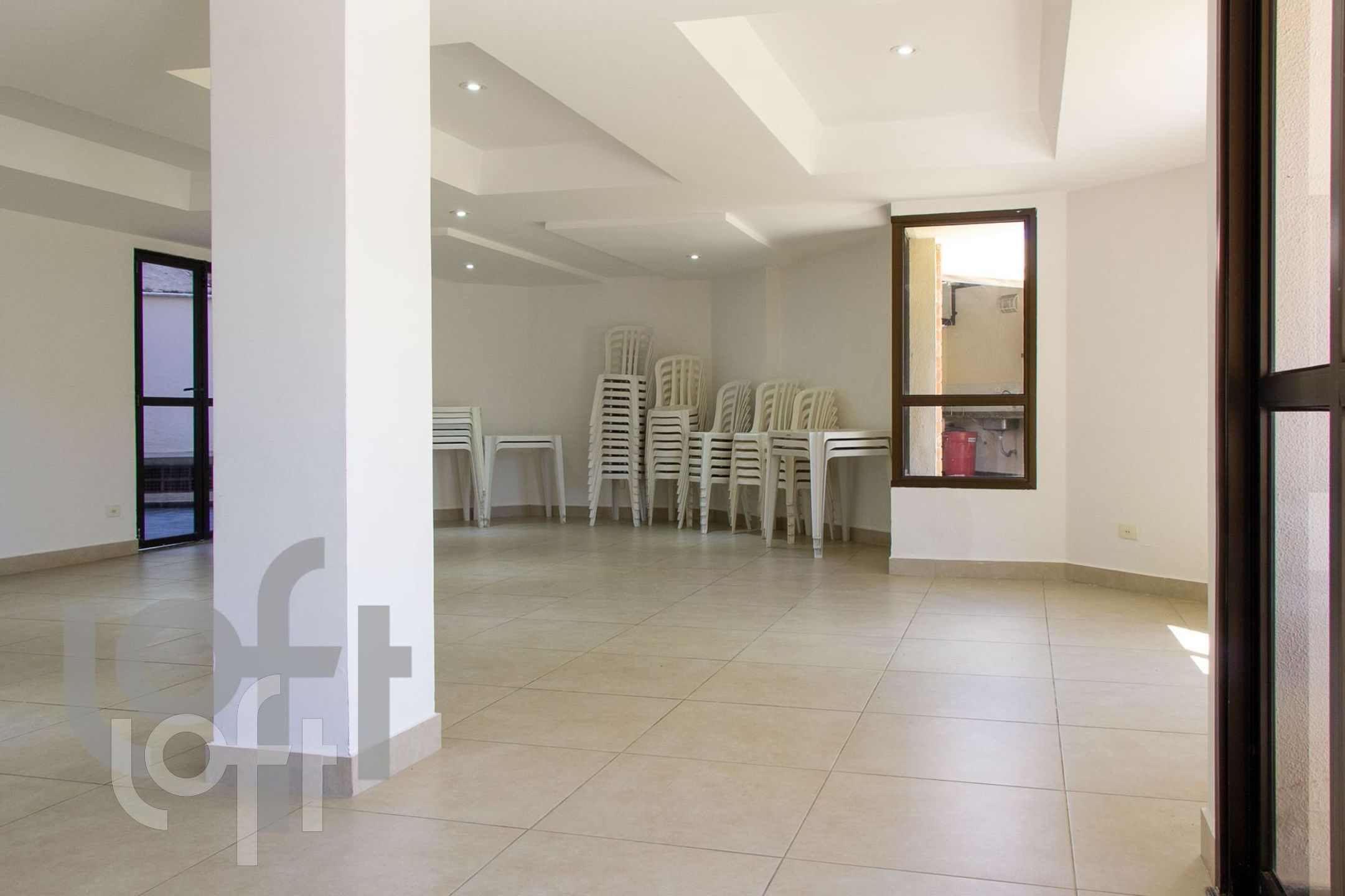 Apartamento à venda com 3 quartos, 86m² - Foto 11