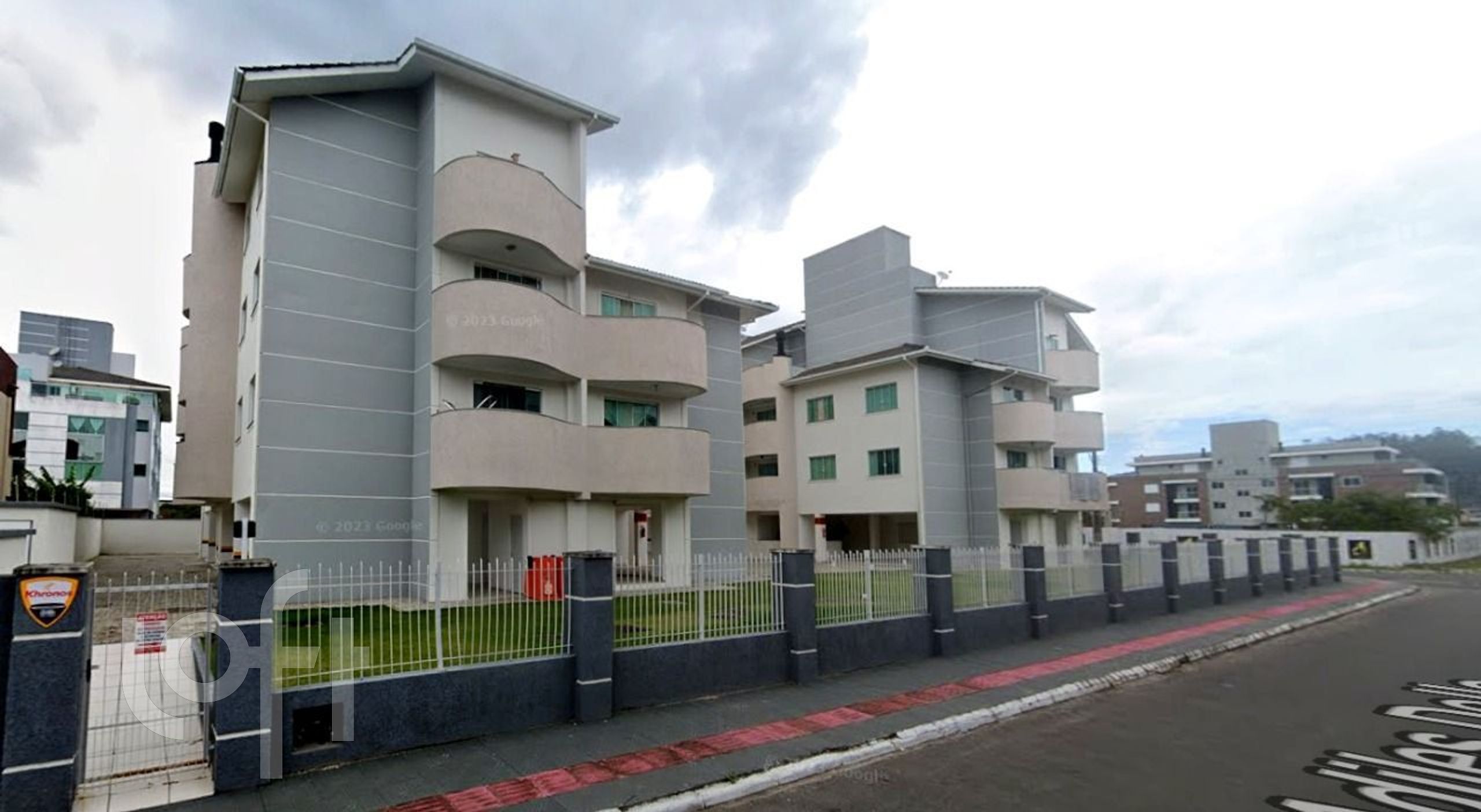 Apartamento  Ingleses 3 Dormitórios Região nobre na Praia dos Ingleses.