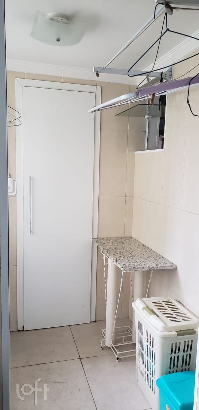 Apartamento à venda com 2 quartos, 70m² - Foto 9