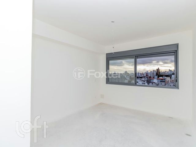 Apartamento com 24m², 1 dormitório, 1 suíte, 1 vaga, Rio Branco em Porto Alegre