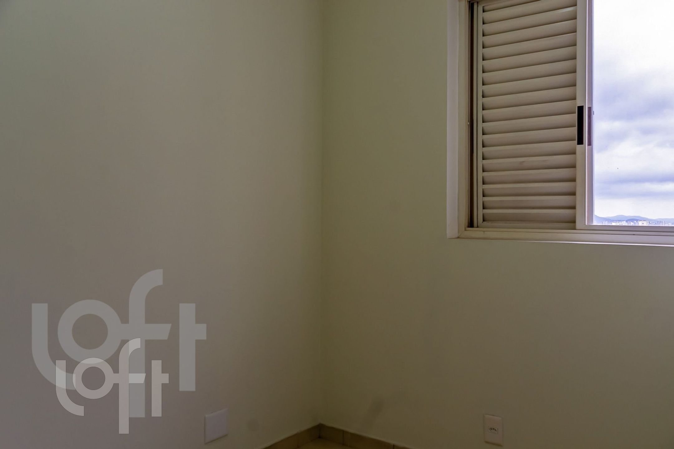 Apartamento à venda com 4 quartos, 480m² - Foto 2