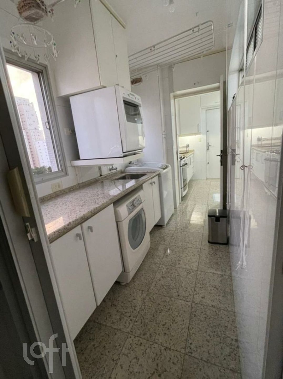 Apartamento à venda com 4 quartos, 180m² - Foto 7