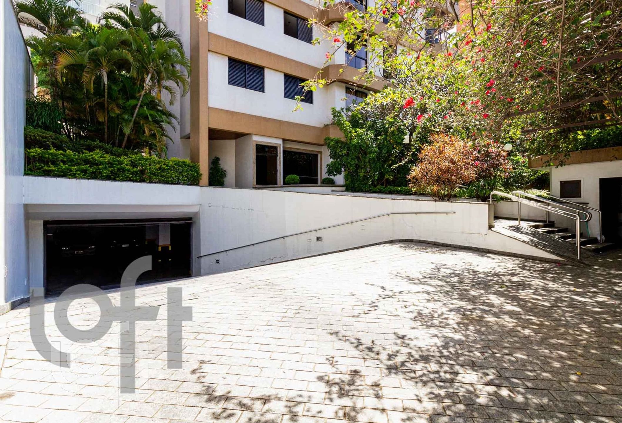 Apartamento à venda com 4 quartos, 157m² - Foto 18