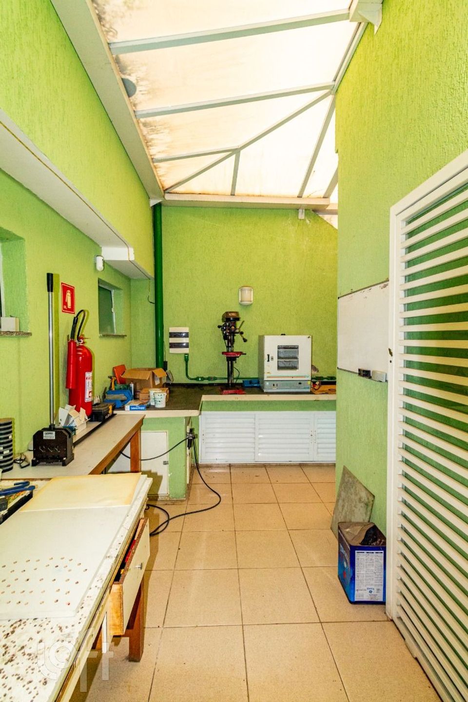 Casa à venda com 2 quartos, 131m² - Foto 9