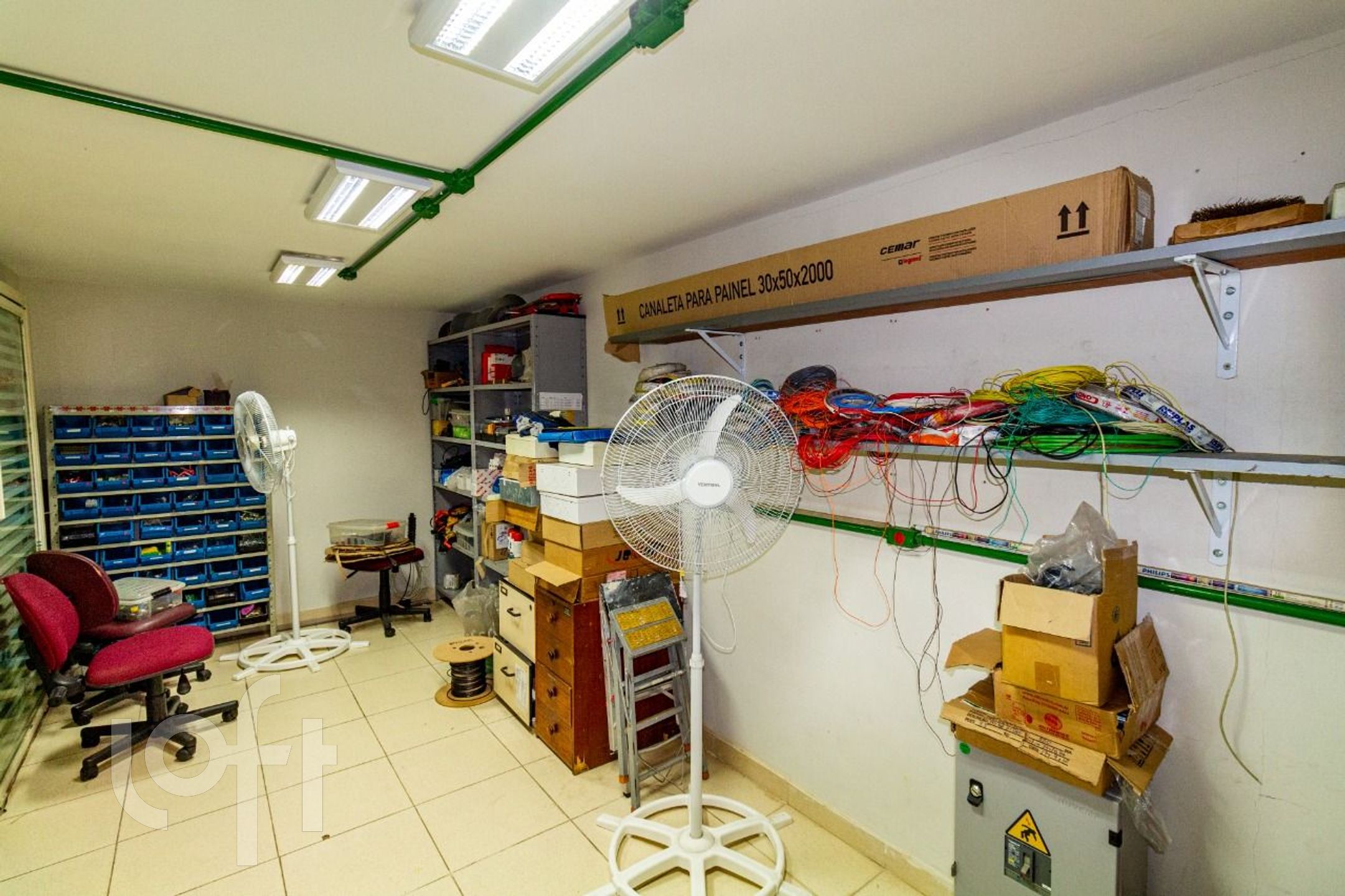 Casa à venda com 2 quartos, 131m² - Foto 13