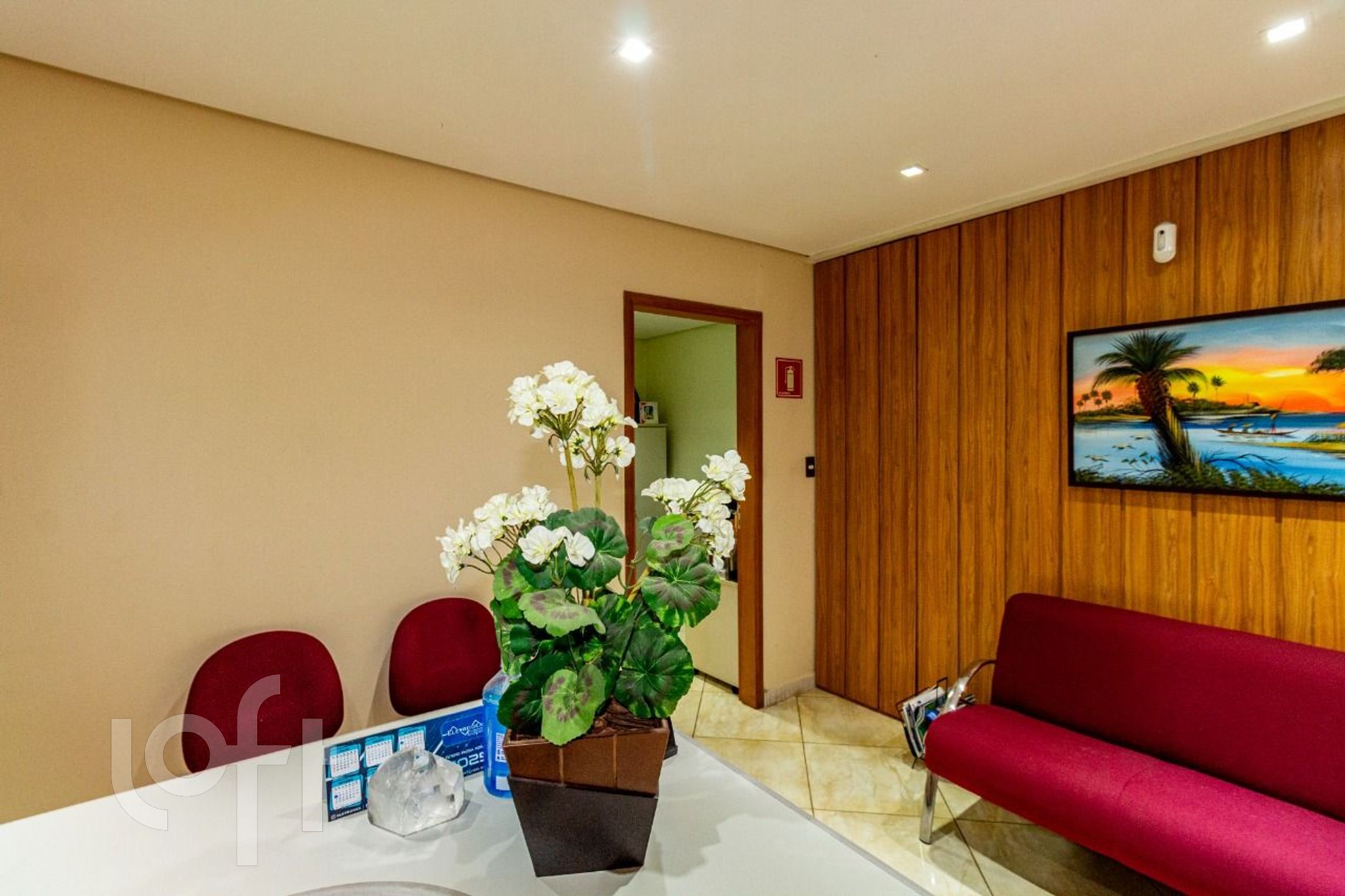 Casa à venda com 2 quartos, 131m² - Foto 4