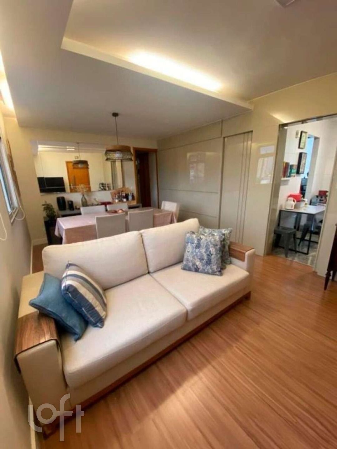 Apartamento à venda com 3 quartos, 85m² - Foto 1