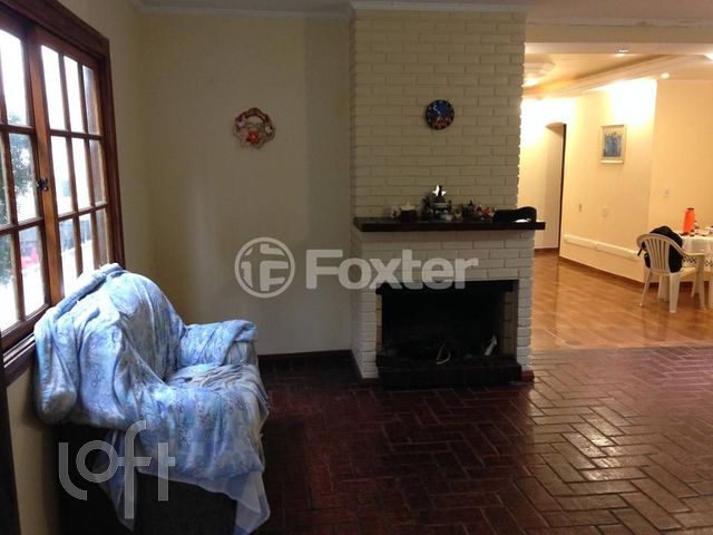 Casa com 173m², 3 dormitórios, 1 suíte, 3 vagas, Chácara das Pedras em Porto Alegre