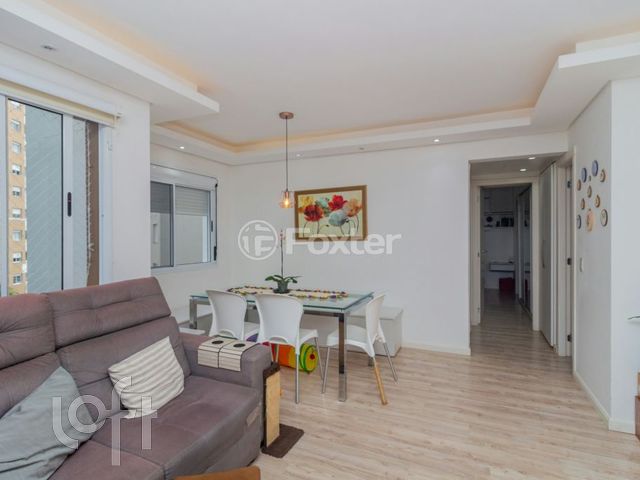 Apartamento com 65m², 3 dormitórios, 1 suíte, 1 vaga, Vila Ipiranga em Porto Alegre