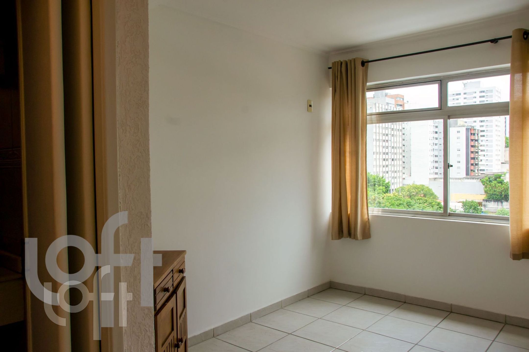 Apartamento à venda com 3 quartos, 150m² - Foto 5