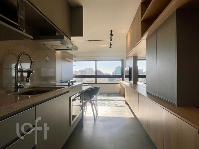 Apartamento com 28m², 1 dormitório, 1 vaga, Petrópolis em Porto Alegre