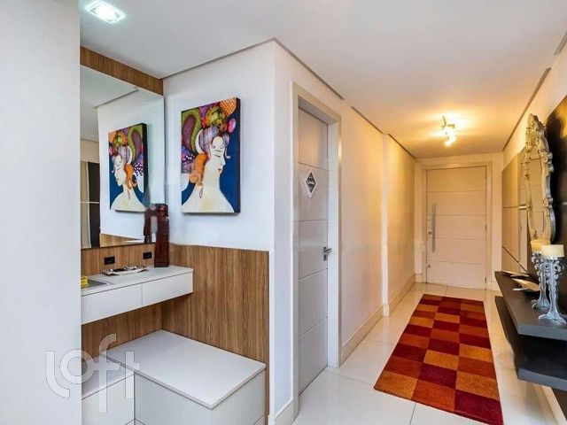 Casa com 425m², 3 dormitórios, 3 suítes, 4 vagas, Chácara das Pedras em Porto Alegre