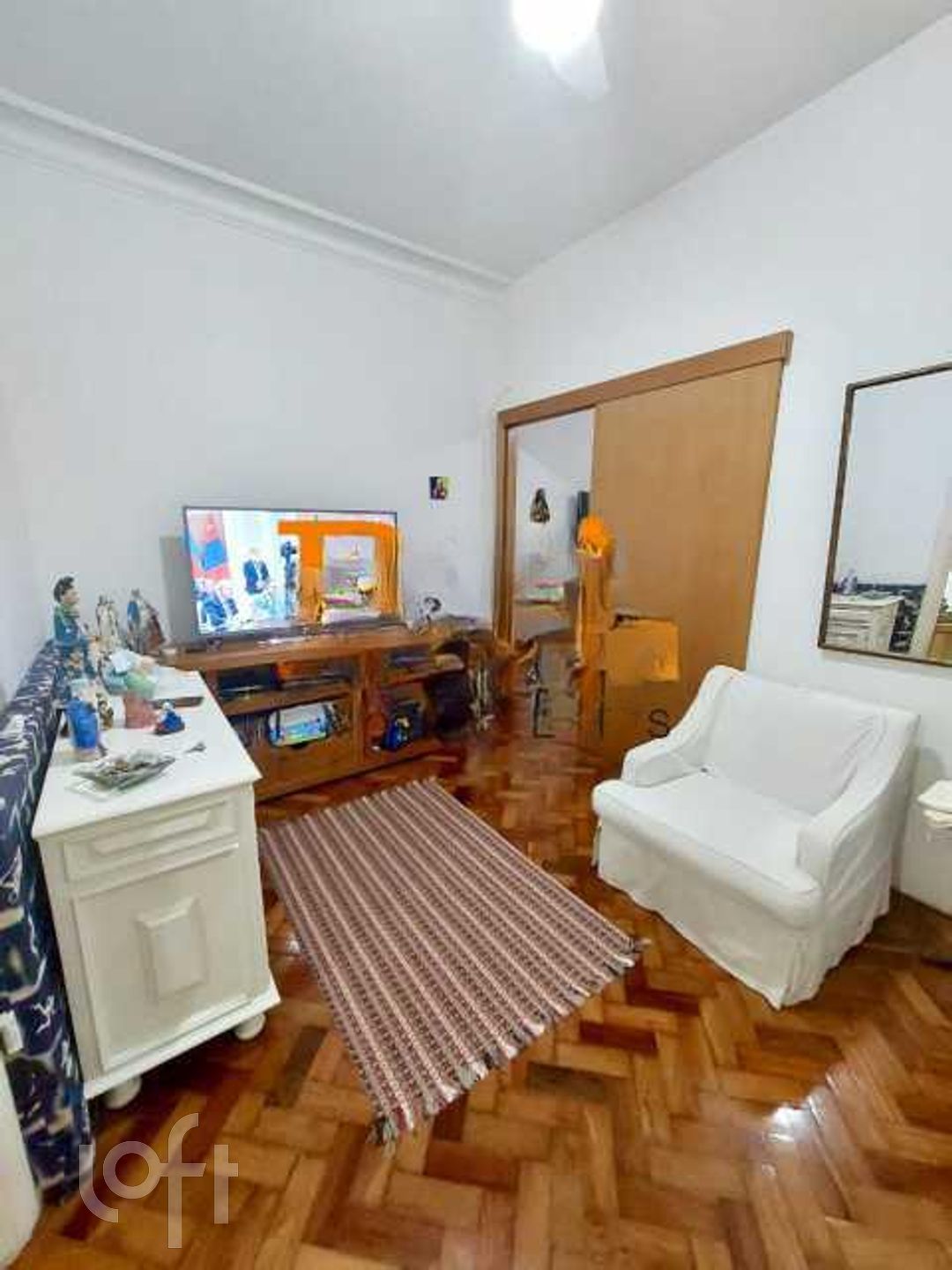 Apartamento à venda com 1 quarto, 50m² - Foto 4