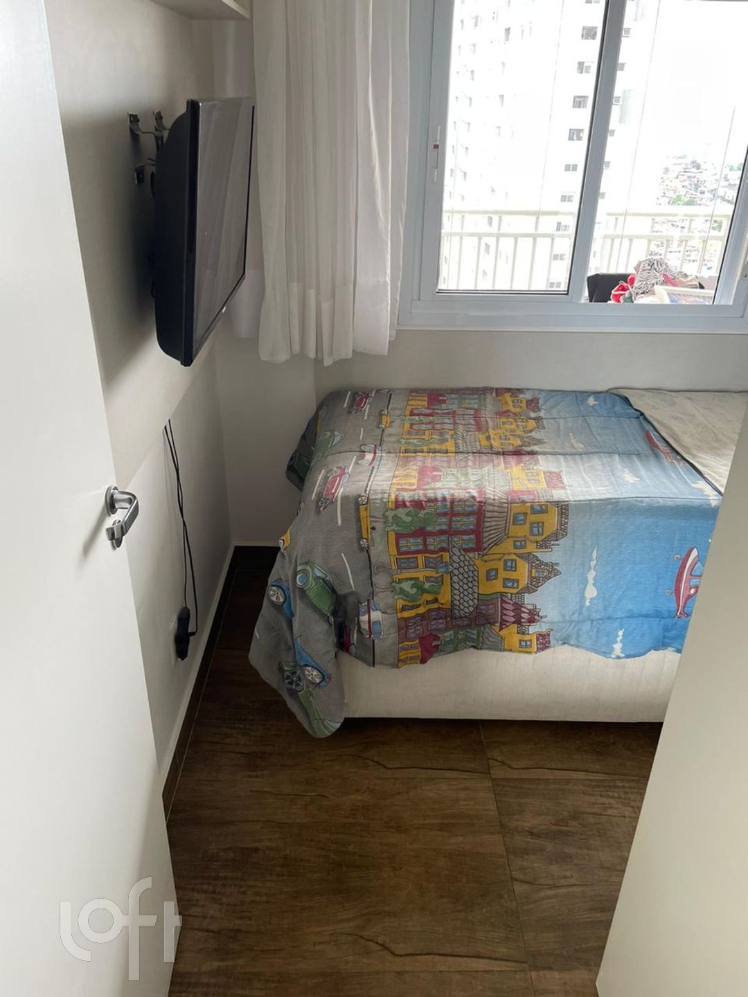 Apartamento à venda com 3 quartos, 76m² - Foto 4