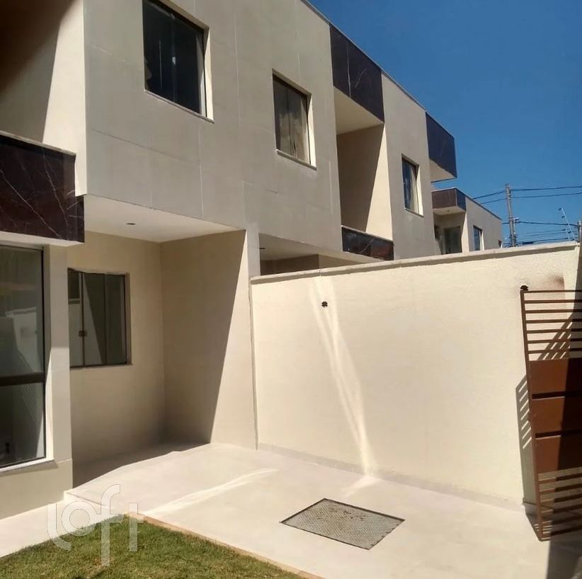 Casa à venda com 3 quartos, 86m² - Foto 3