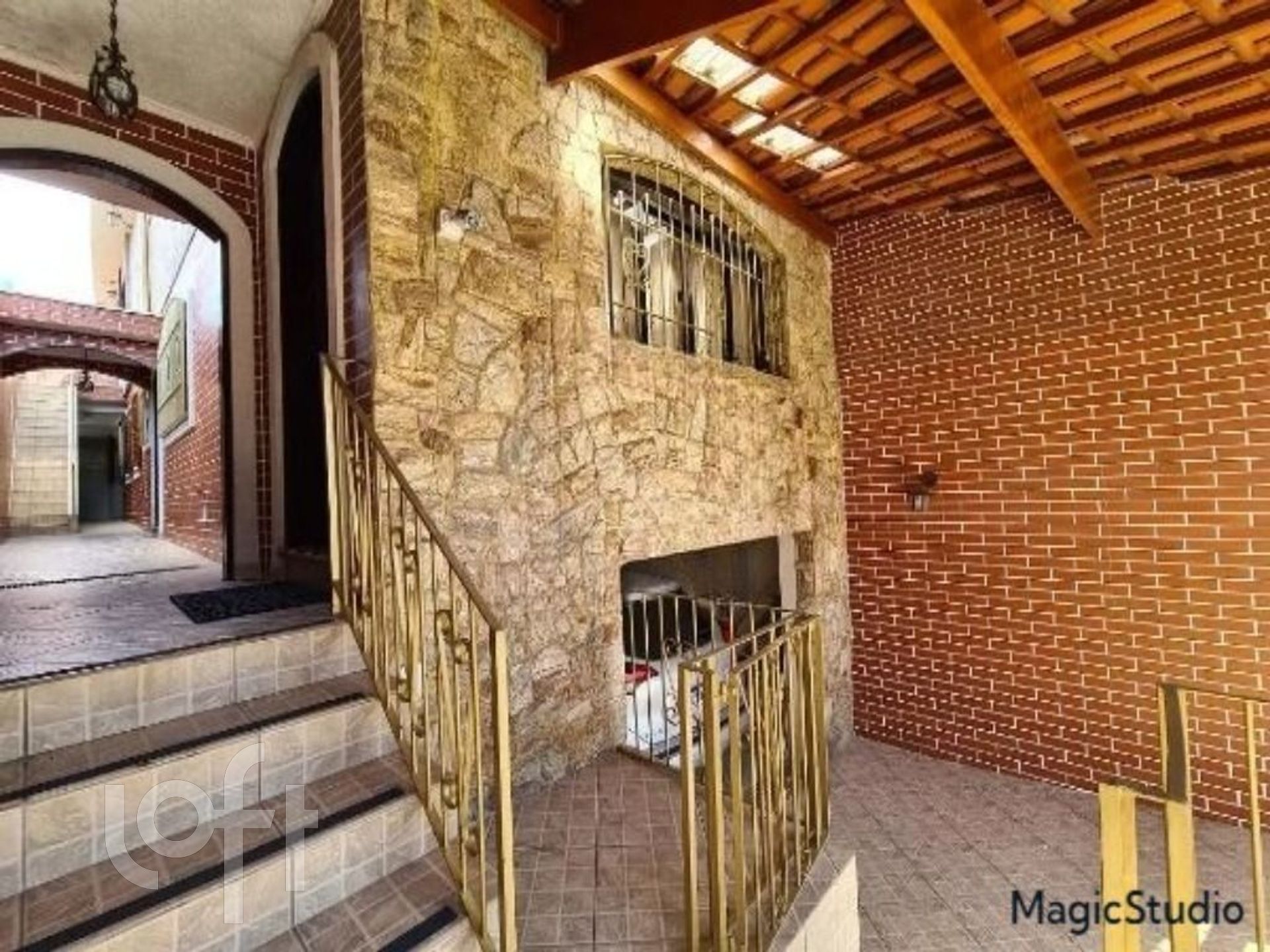 Casa à venda com 3 quartos, 234m² - Foto 2