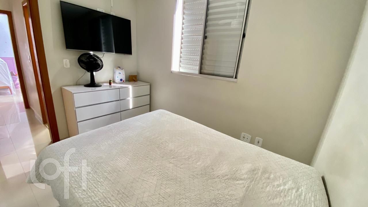 Apartamento à venda com 2 quartos, 110m² - Foto 2