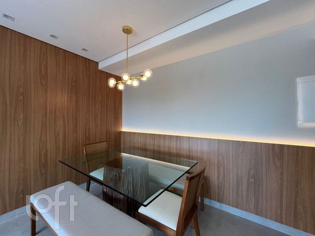 Apartamento com 83m², 3 dormitórios, 1 suíte, 2 vagas, Vila Ipiranga em Porto Alegre