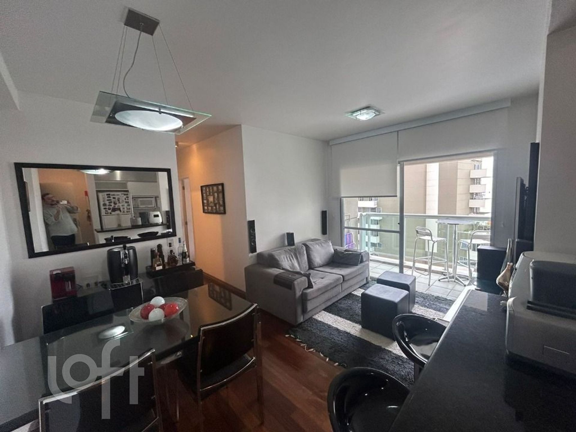 Apartamento à venda com 2 quartos, 68m² - Foto 2