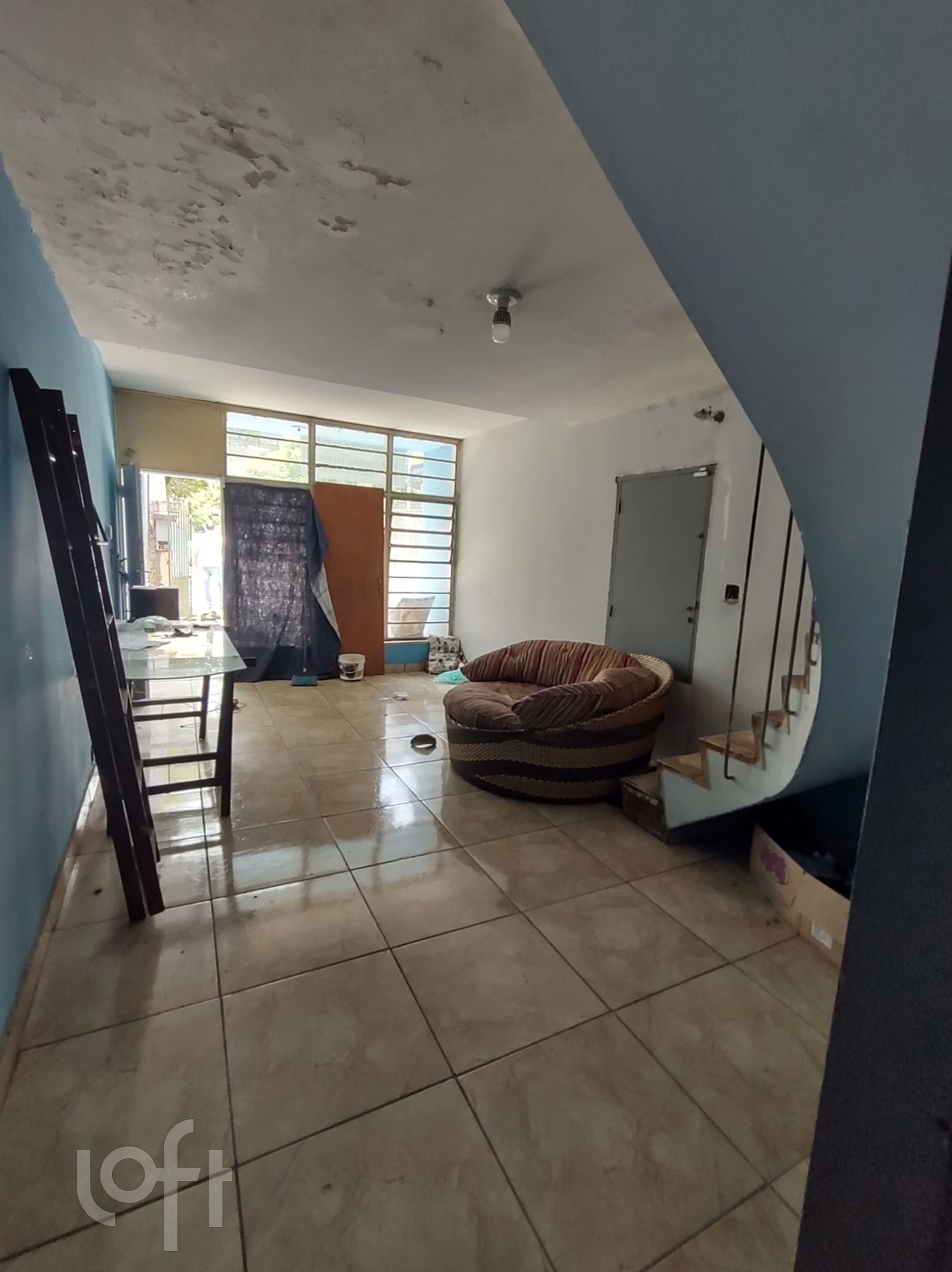 Casa à venda com 2 quartos, 90m² - Foto 1