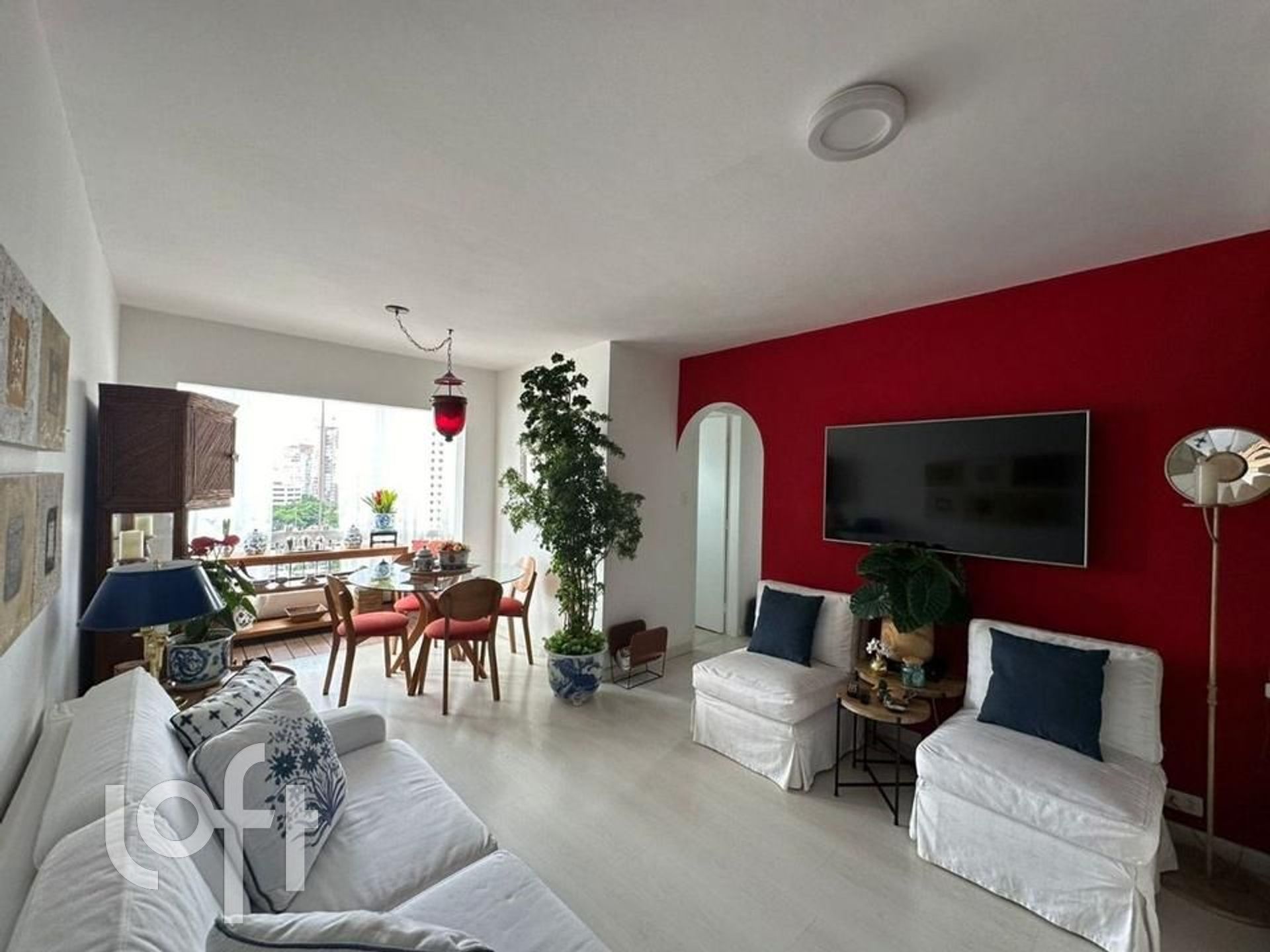 Apartamento à venda com 2 quartos, 63m² - Foto 1