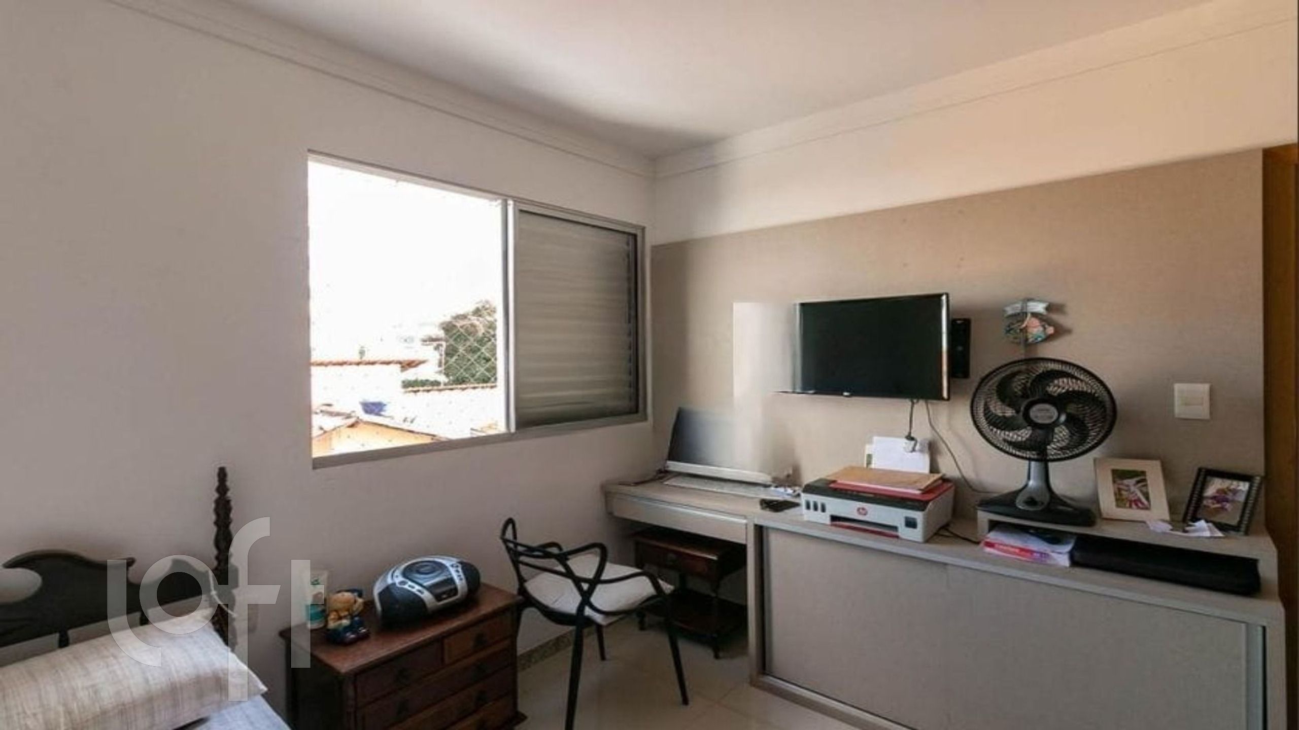 Apartamento à venda com 3 quartos, 81m² - Foto 2