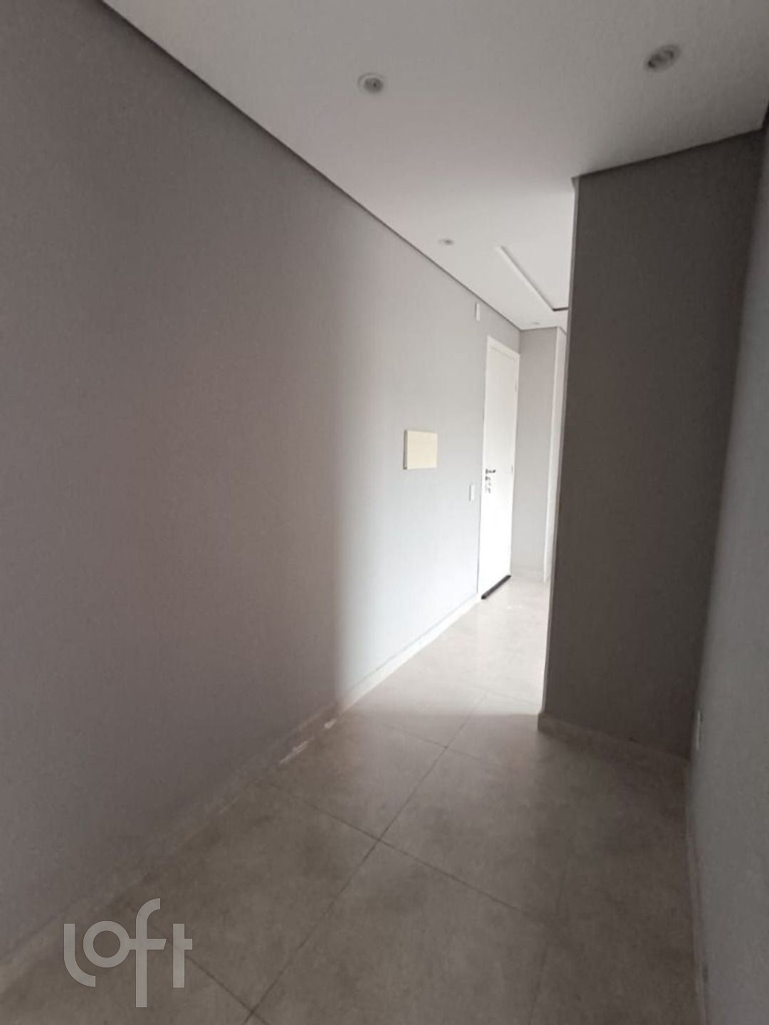 Apartamento à venda com 2 quartos, 42m² - Foto 2