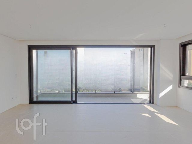 Apartamento com 102m², 3 dormitórios, 1 suíte, 2 vagas, Menino Deus em Porto Alegre