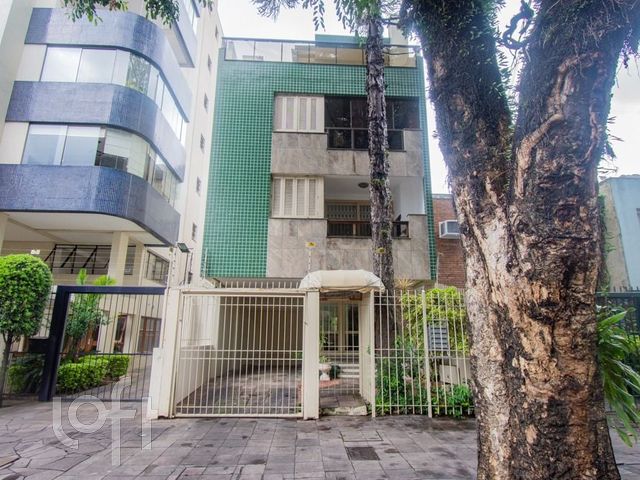Apartamento com 86m², 2 dormitórios, 1 suíte, 1 vaga, Petrópolis em Porto Alegre