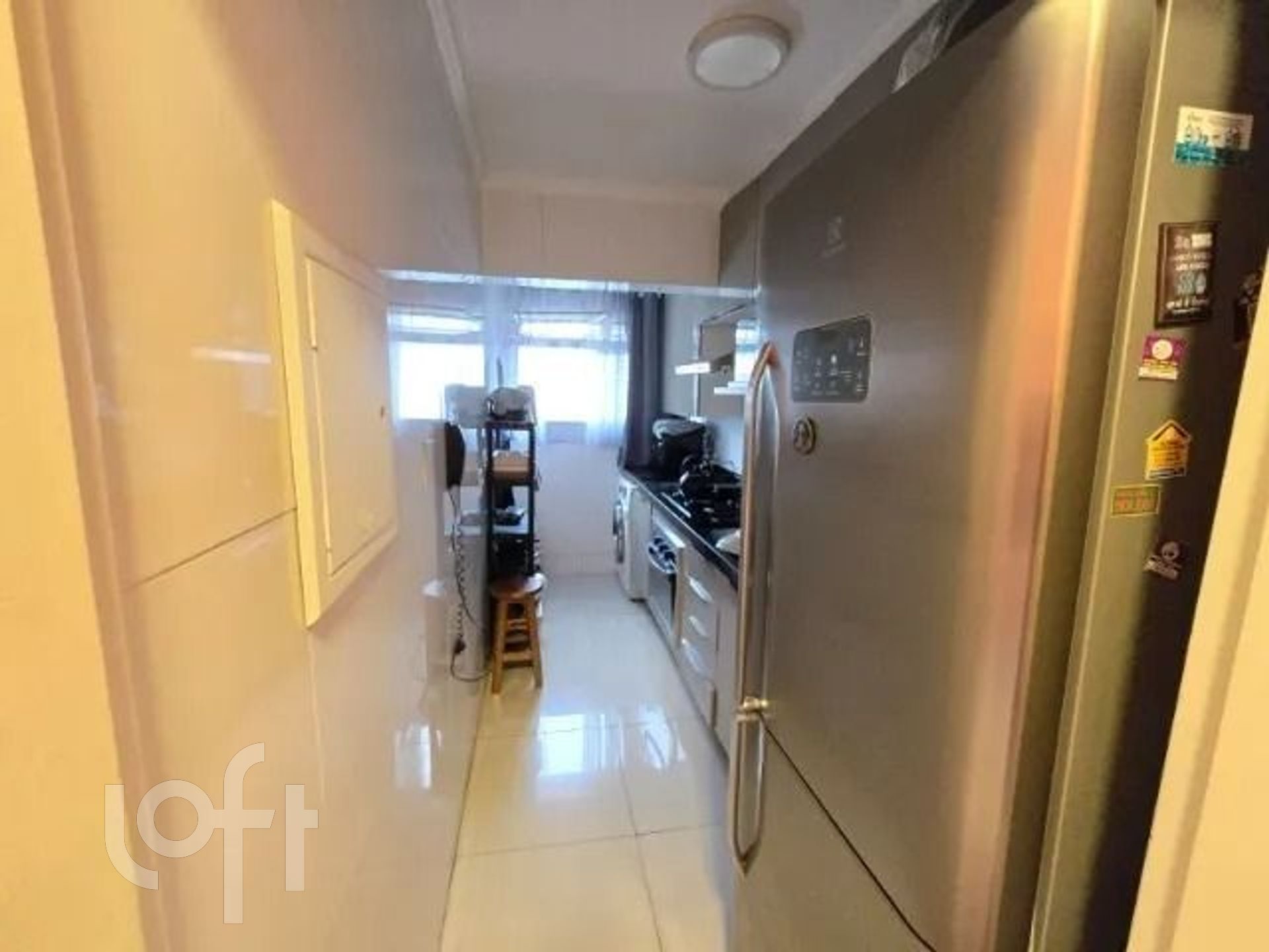 Apartamento à venda com 2 quartos, 67m² - Foto 4